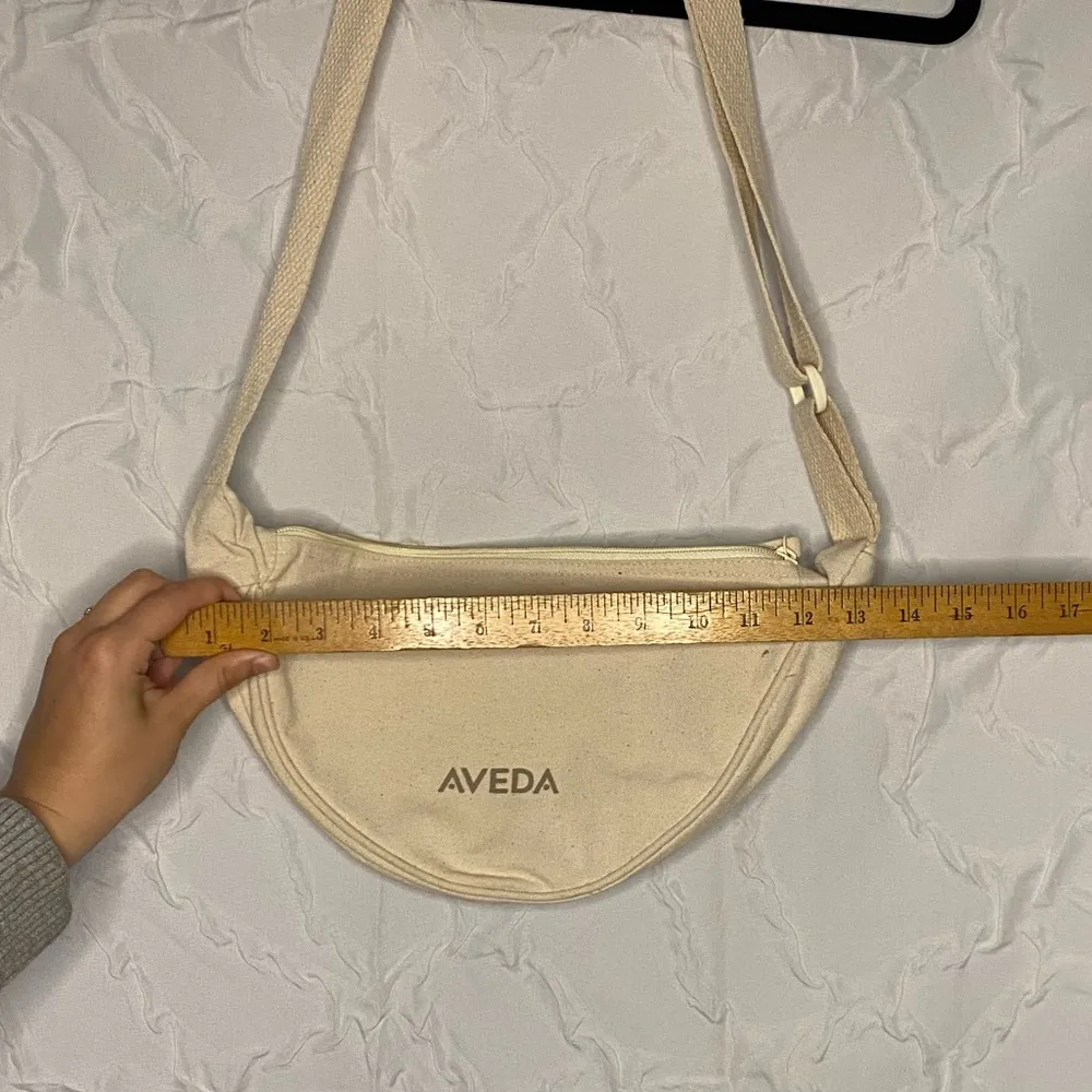 Aveda Cream Crossbody Canvas Shoulder Bag Purse Sling Cosmetic Cotton Gray - Image 2
