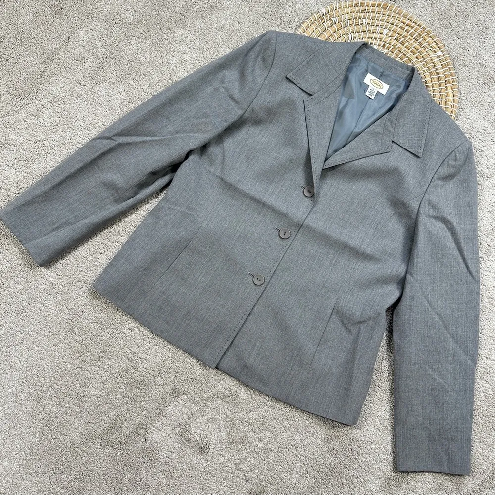 Talbots Women’s Vintage 100% Wool Set Blazer Single Breasted & Skirt in Gray 12 - Image 2