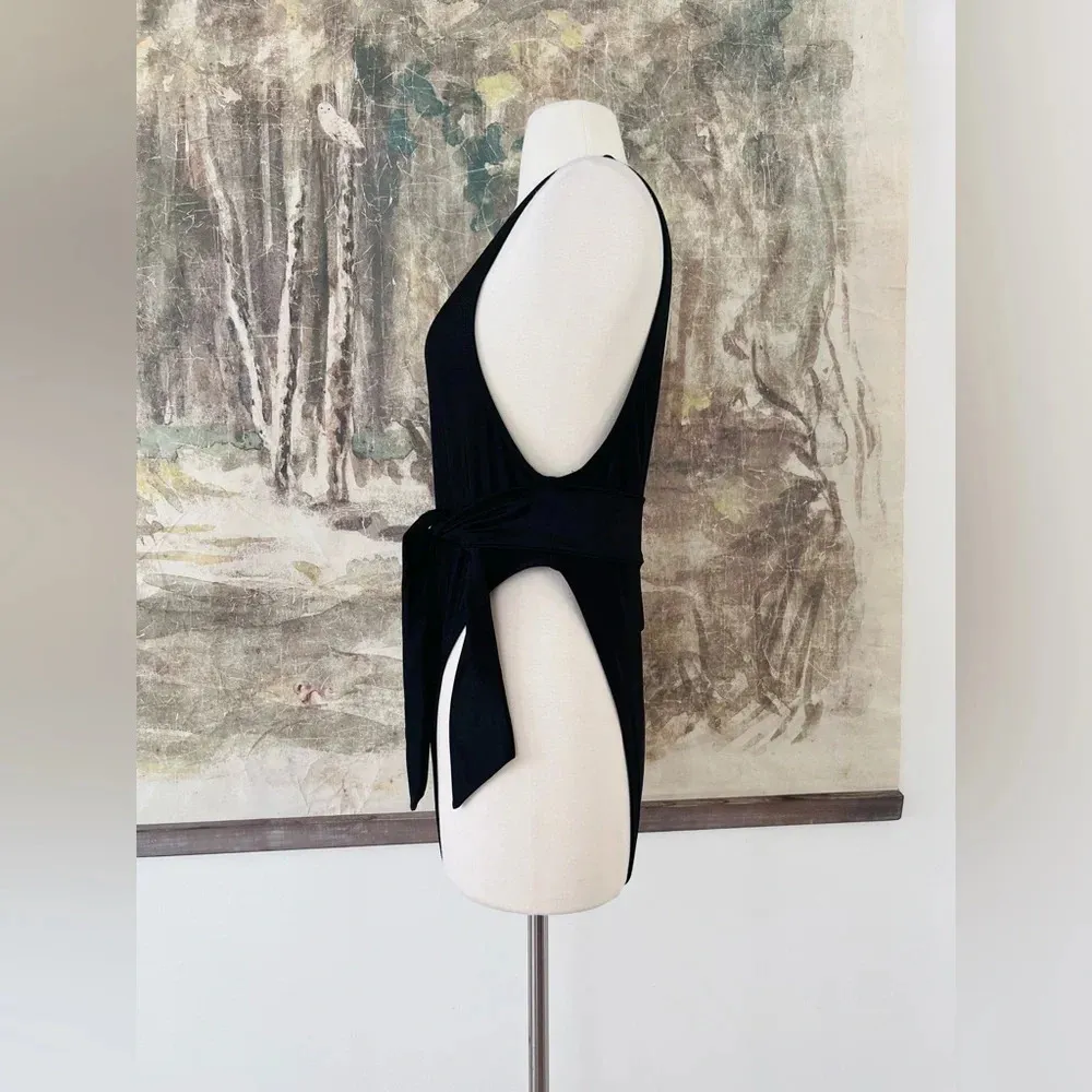 Urban Outfitters Ris-K Sol One-Piece Swimsuit in Black Size Medium NWOT $78 - Image 5