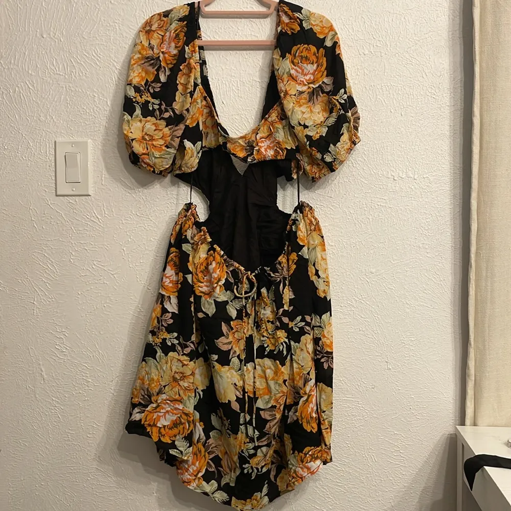 NWT Bardot Floral Open Back Minidress Black Yellow Short Sleeve Sundress Size XL - Image 6