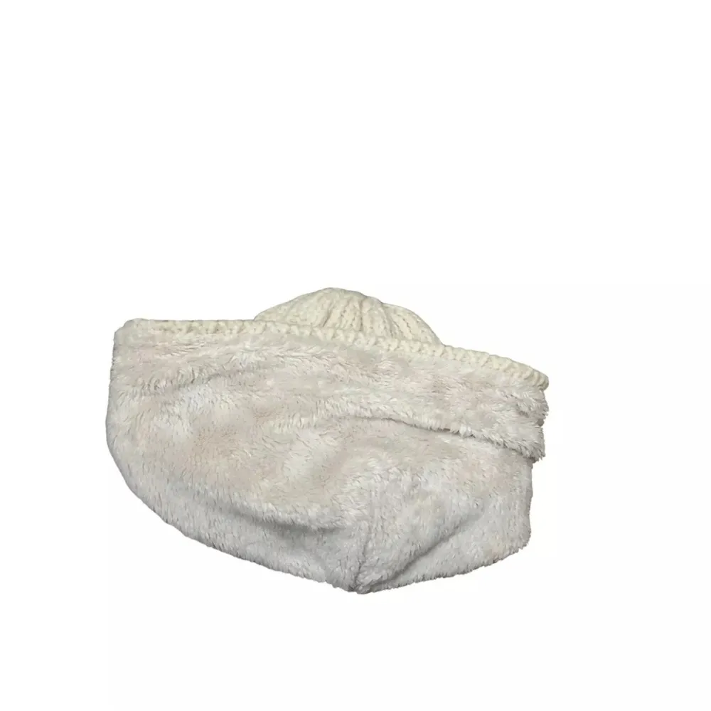 The North Face Spell Out Wool Chunky Cable Knit Beanie Hat - Image 5