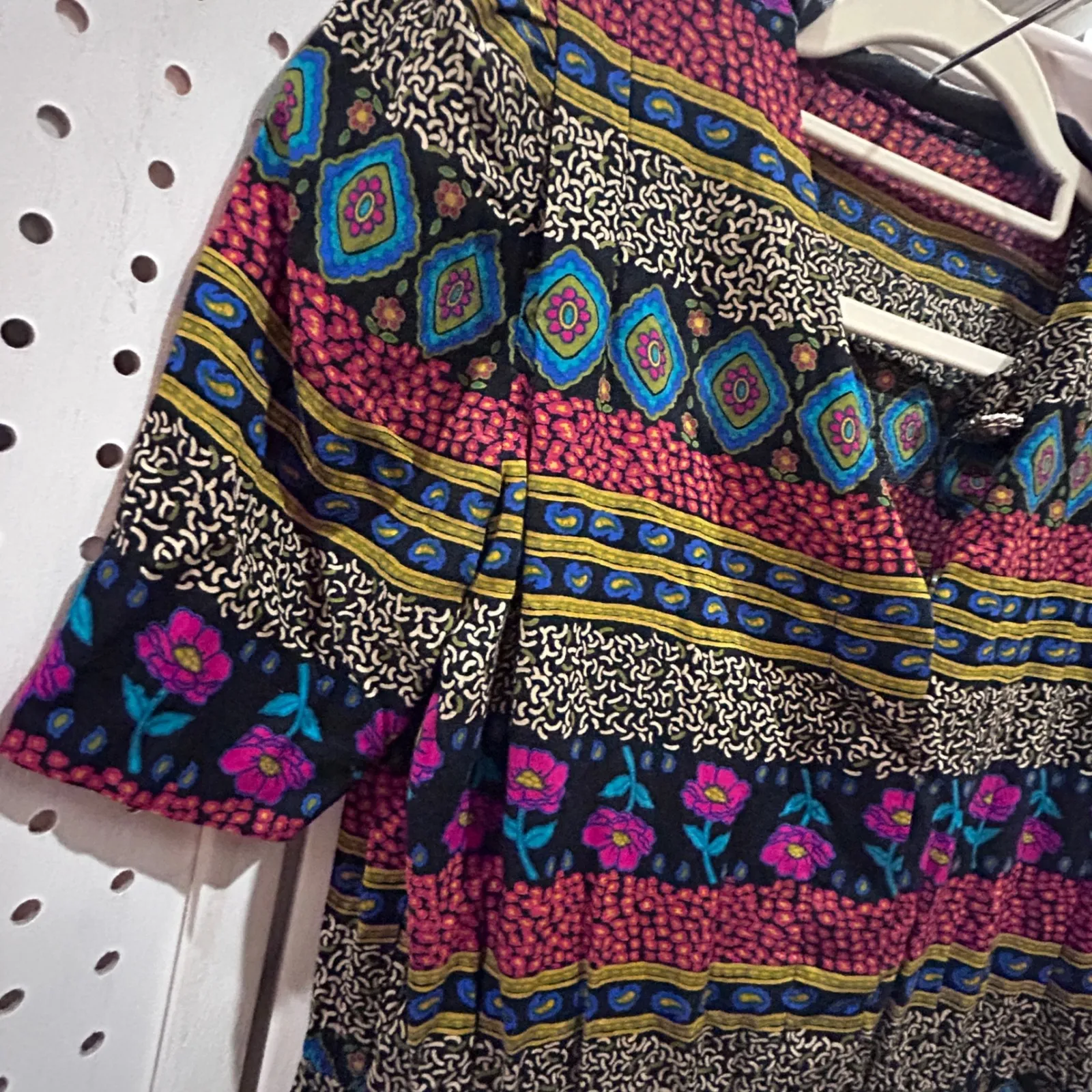 Lady Carol Petites Vibrant Bohemian Print Midi Dress Short Sleeve V Neck Black Size 16P - Image 3