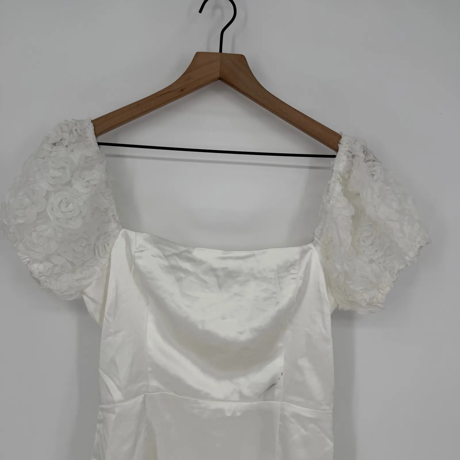 Lulus Precious Enchantment White Satin Floral Puff Sleeve Mini Dress Size S - Image 5