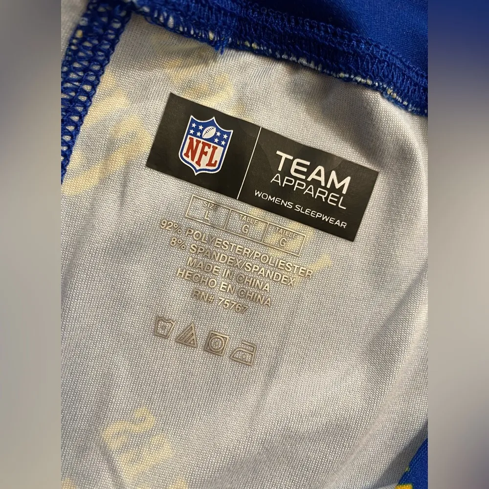 NWT  Team Apparel Women's Los Angeles Chargers Allover Print Leggings - L - Image 12