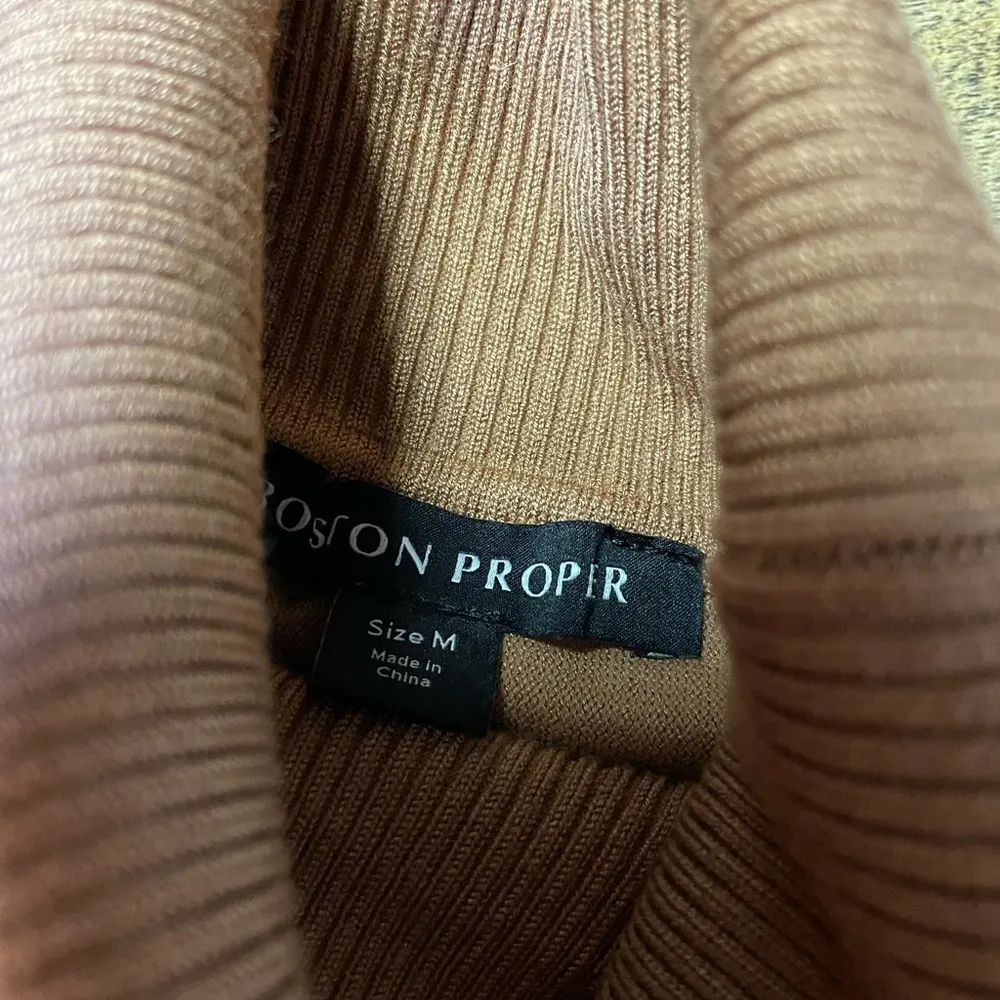 Turtleneck Tunic Sweater Lightweight Women’s Medium Tan Camel - Image 12