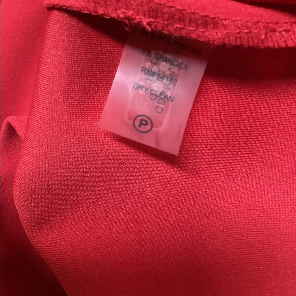 Calvin Klein sheath dress. Size 8. Vibrant red - Image 4