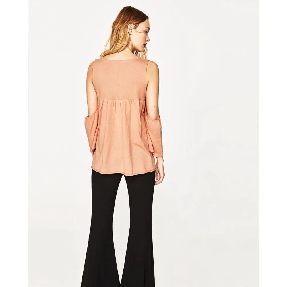 ✨ FRILLED TOP WITH CUT-OUT SHOULDERS✨ - Image 6