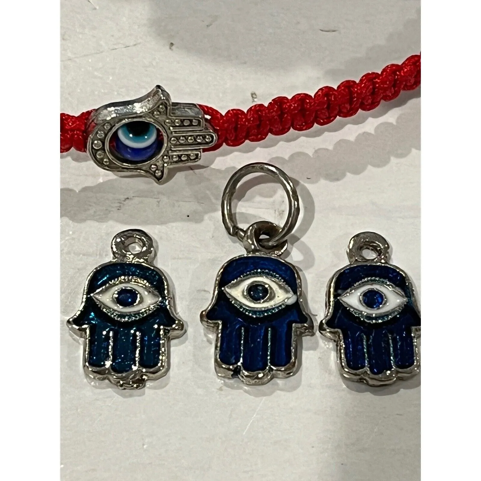 Red String Hamsa‎ Bracelet Evil Eye Protection Adjustable Bracelet plus 3 Charms - Image 2