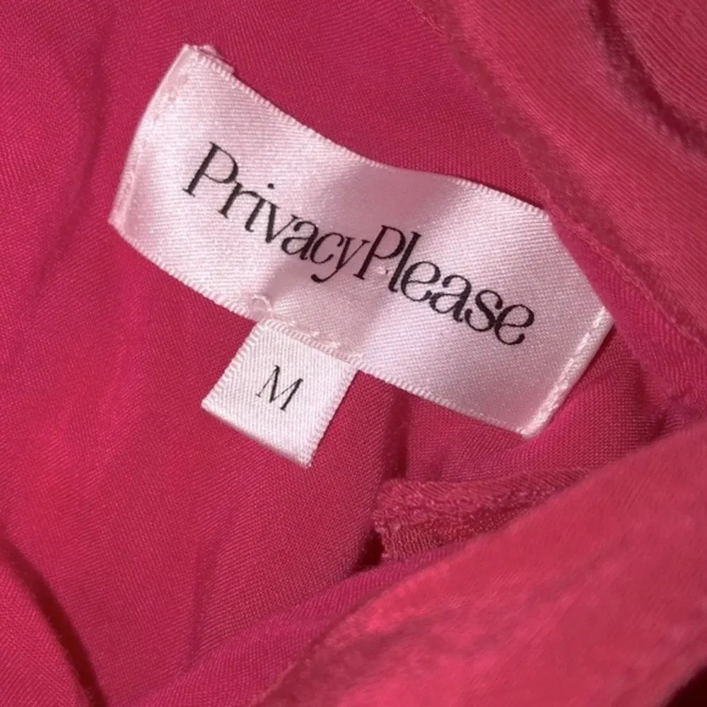 Privacy Please pink ruffle mini skirt size medium - Image 5