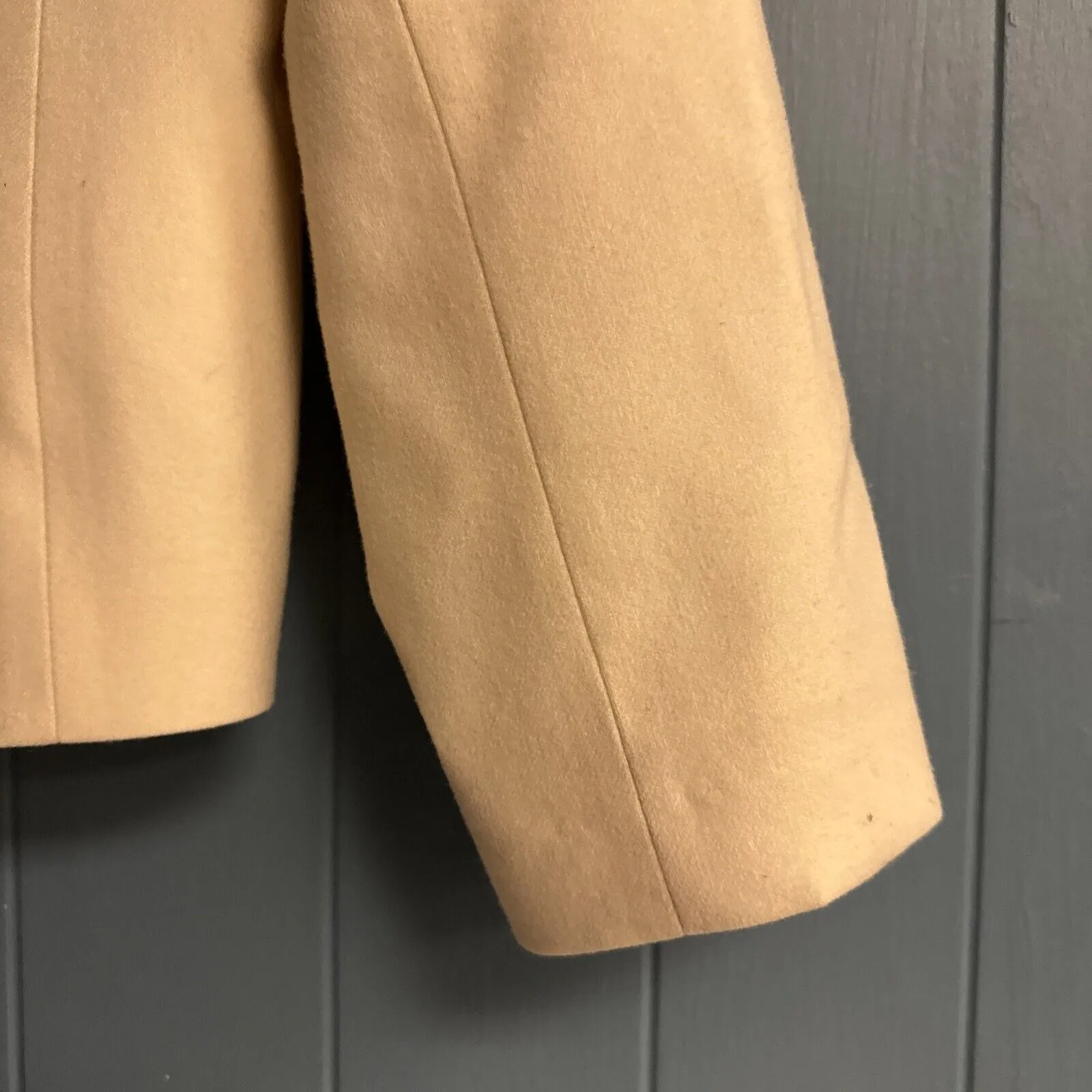 Vtg Pendleton Ivory Women's Sz 8 100% Virgin Wool Jacket Pearl Gold Buttons USA - Image 6