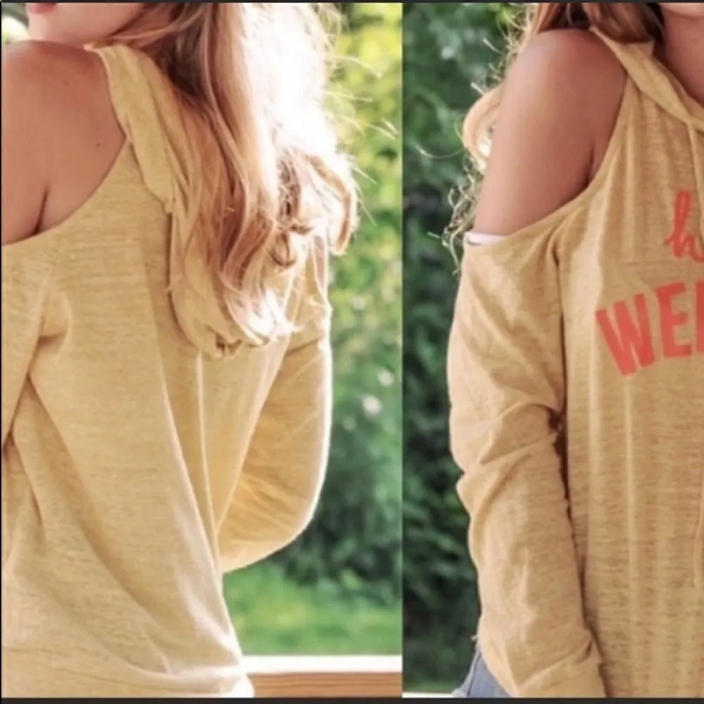 ‎“Hello Weekend” Graphic Cold Shoulder Hoodie - Image 5