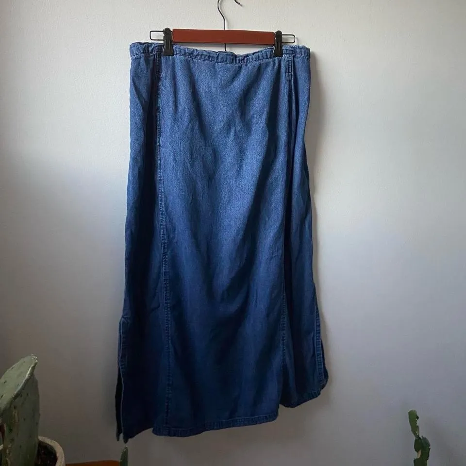 Vintage 90s Blue denim maxi skirt with elastic waistband and small side slits Size XL - Image 4