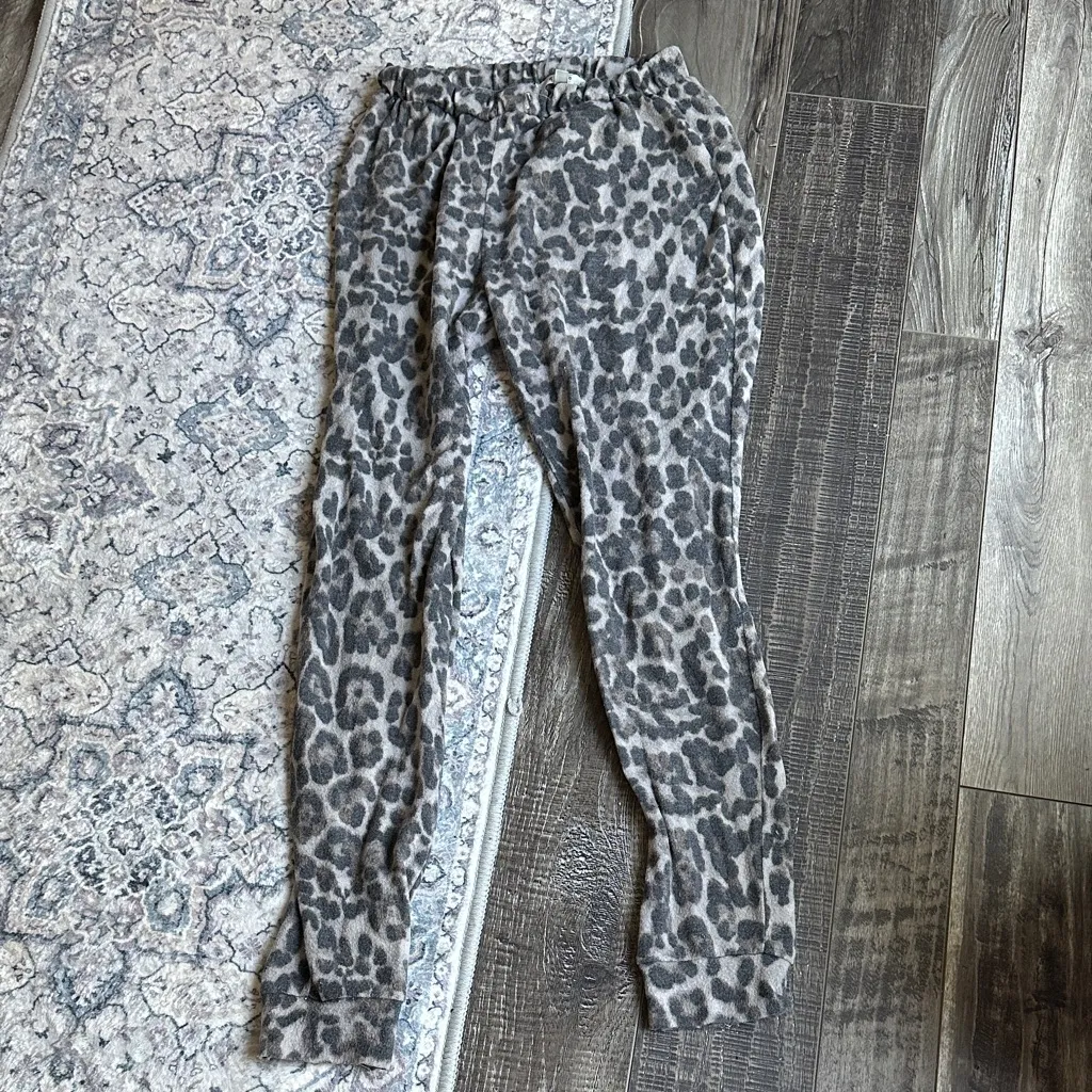 Leopard Print Women's Sleepwear Pants Tan - Image 2