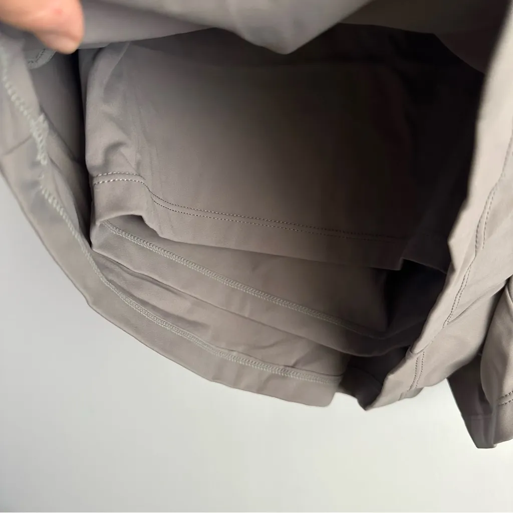 Halara 1X LONG super high waisted yoga 1xl shorts steeple gray new with tags NWT - Image 3