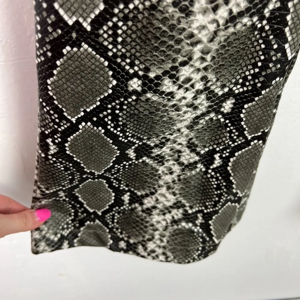 ASOS Design Faux Leather Flare Pants in Snake Print Concert Size 4 EUC T2558 - Image 6
