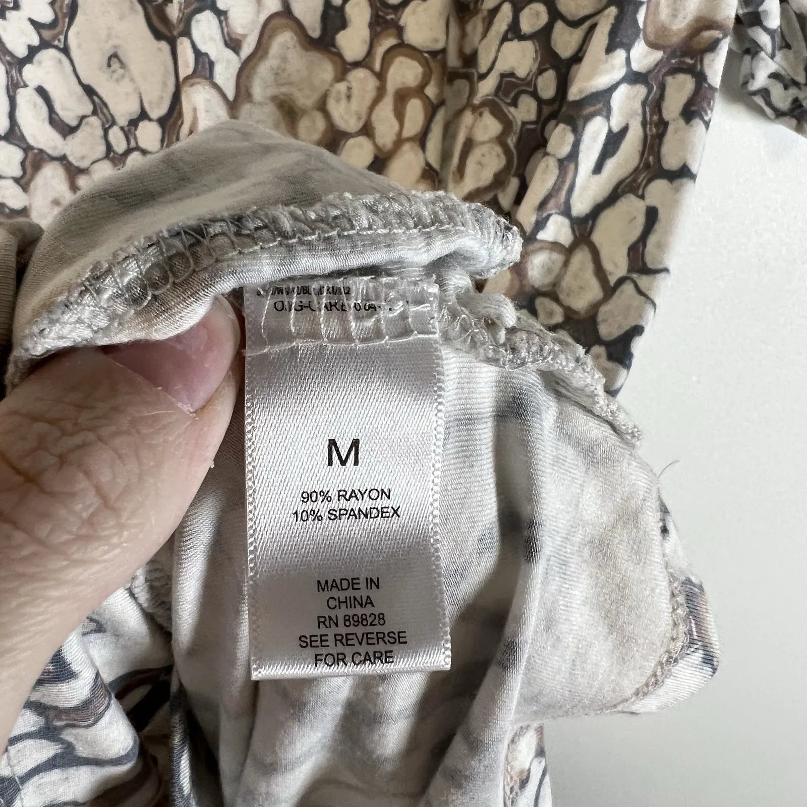 LOGO by Lori Goldstein Size M Tunic Top Peplum Blouse w/ Pockets Multicolor Boho - Image 6