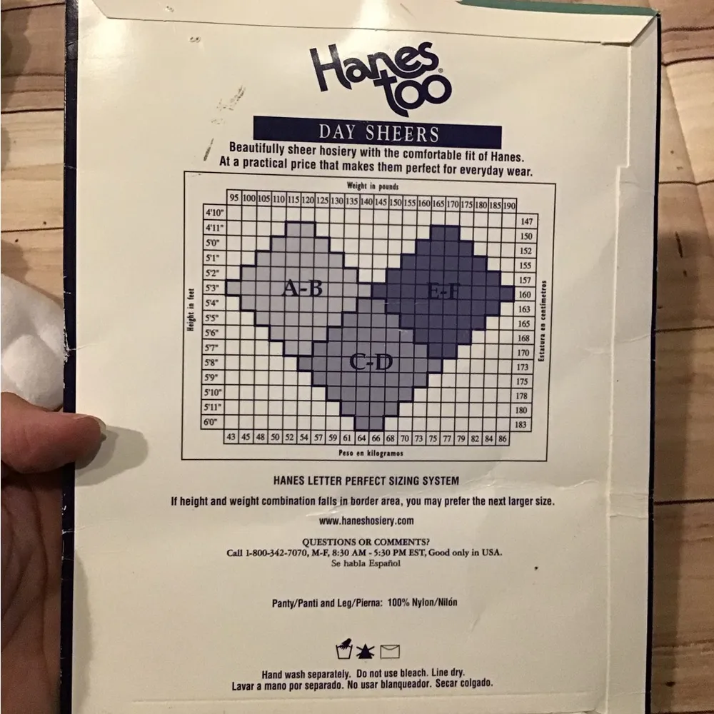 Hanes too day sheer sandalfoot size CD Barely black 2000 - Image 2