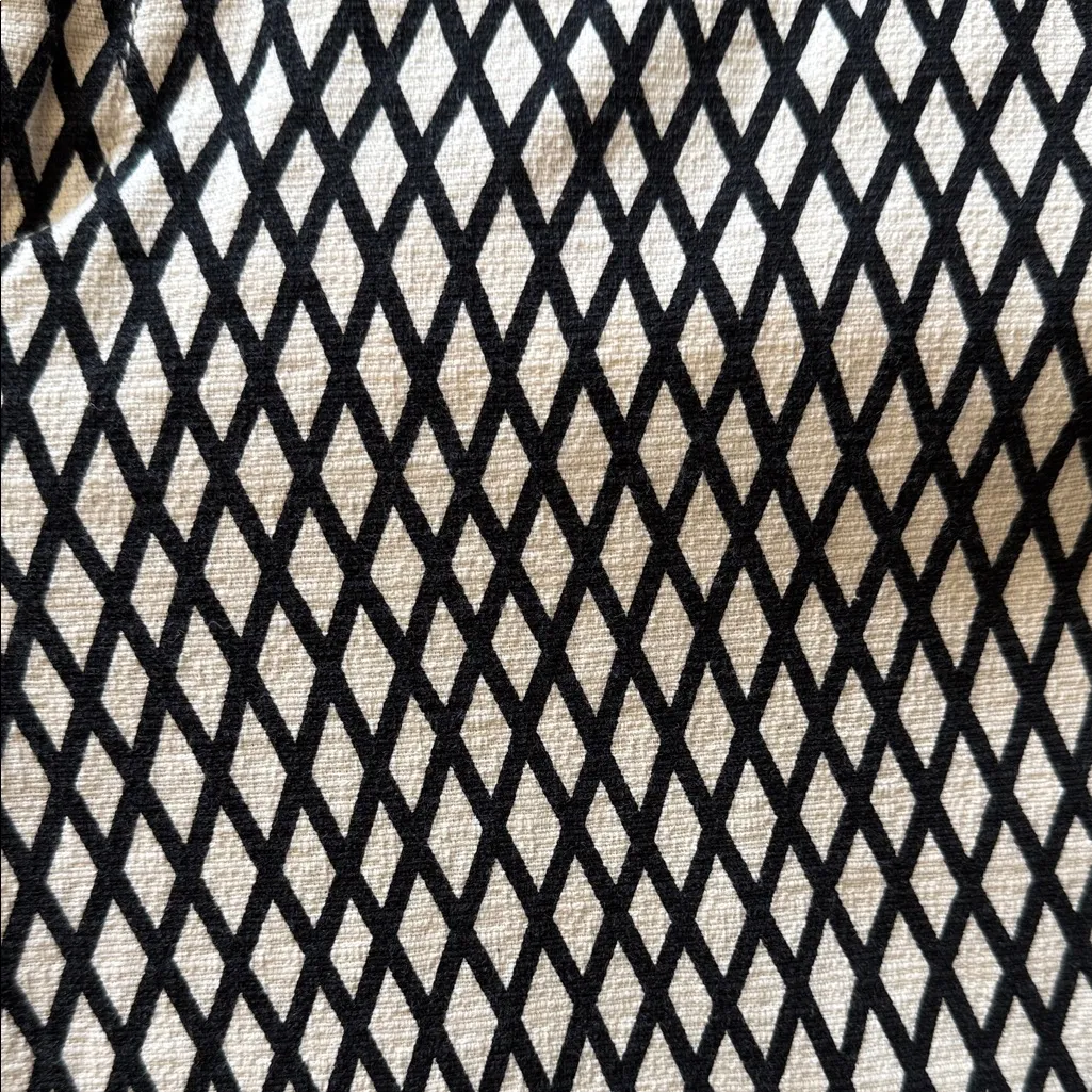 Anthro CARTONNIER Charlie Ankle Pants Black & White Diamond Print Size 4 - Image 6