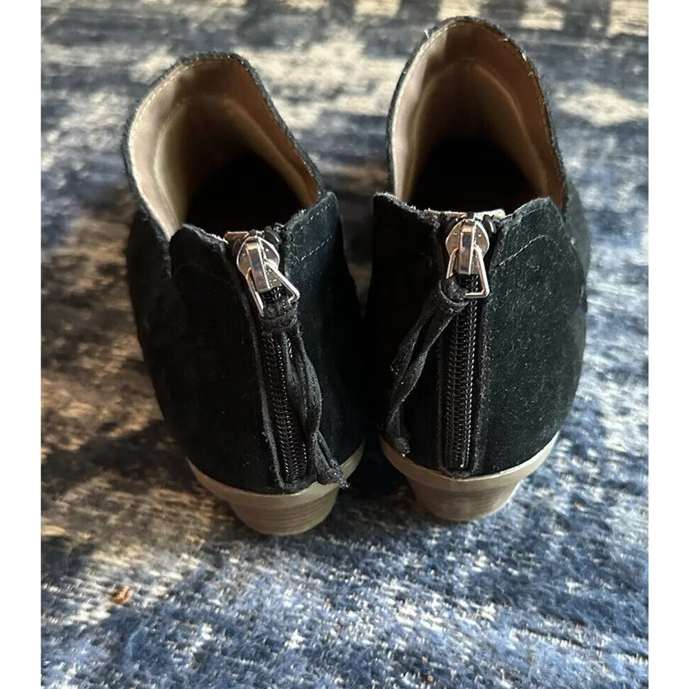 Kenneth Cole Reaction Side Way Ankle Bootie, Black Suede, Size 8 .5 US Back Zip - Image 2