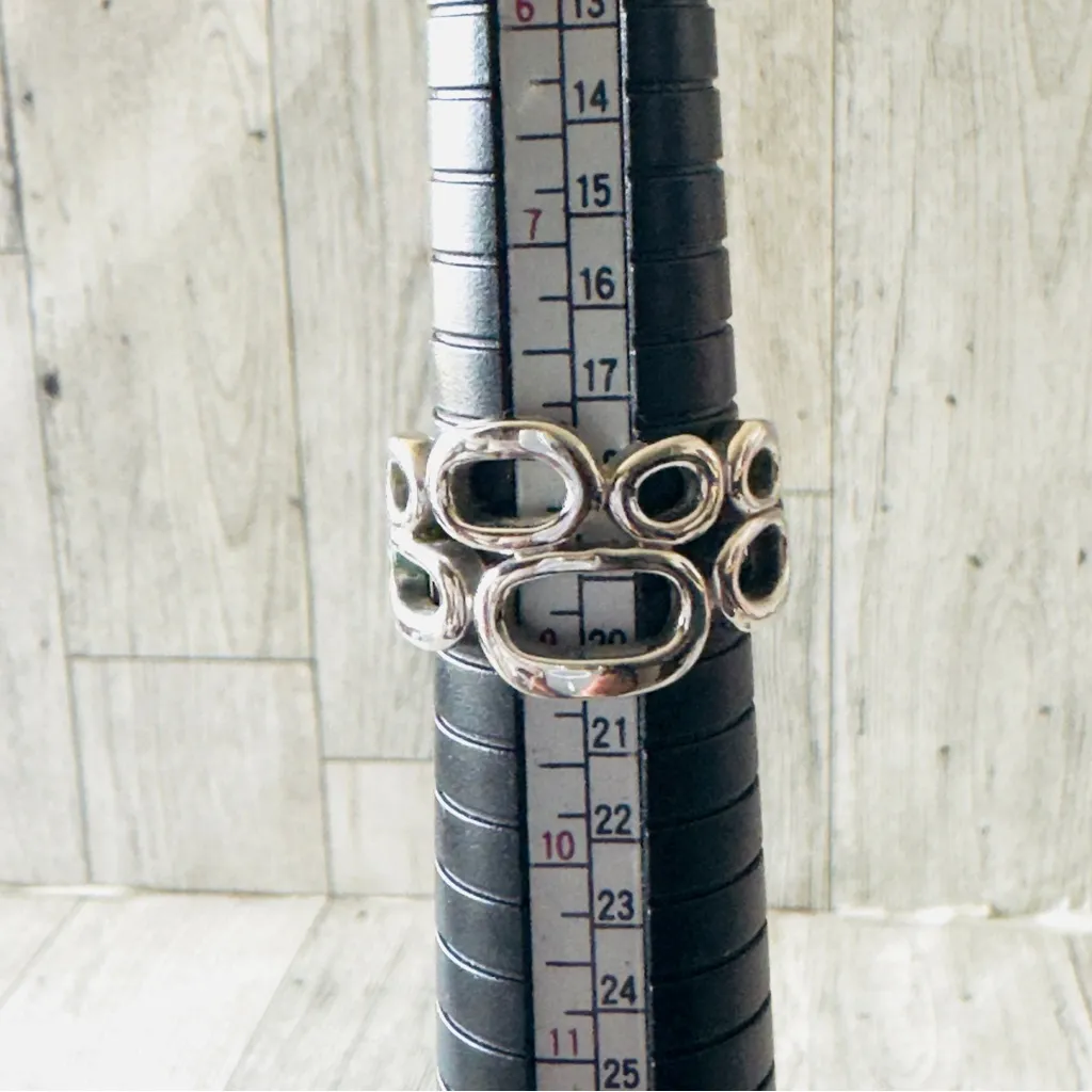 Lia Sophia Silver Structure Ring Size 9 - Image 4
