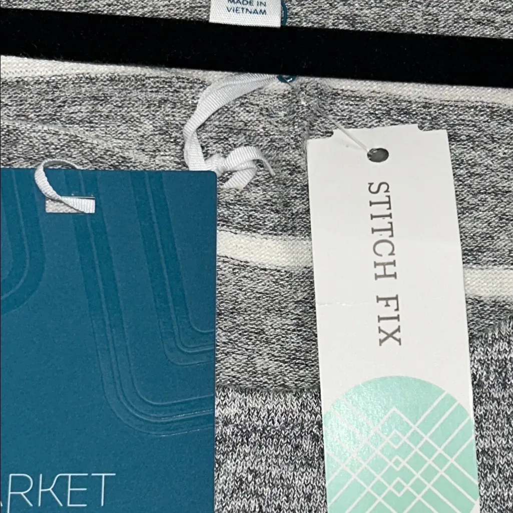 Market & Spruce Light Gray Long Sleeve Top - Image 6