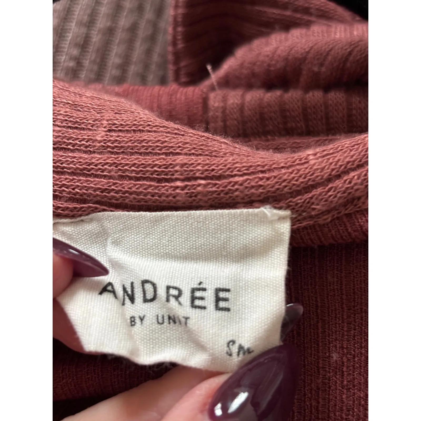 ANDRÉE BY UNIT Mauve Red Ribbed Collared Button Front Oversized Shirt - Image 4