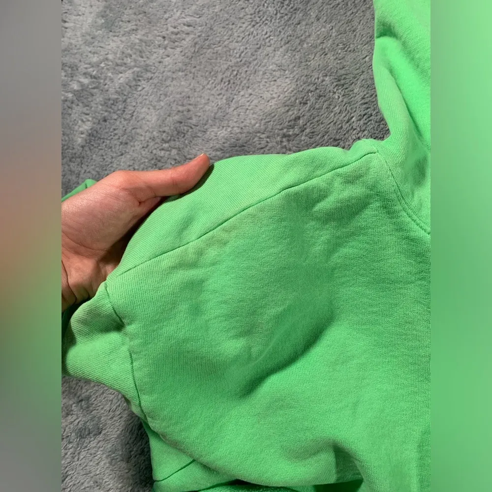 Boys lie baby you make me melt toxic hoodie green one size cropped - Image 5