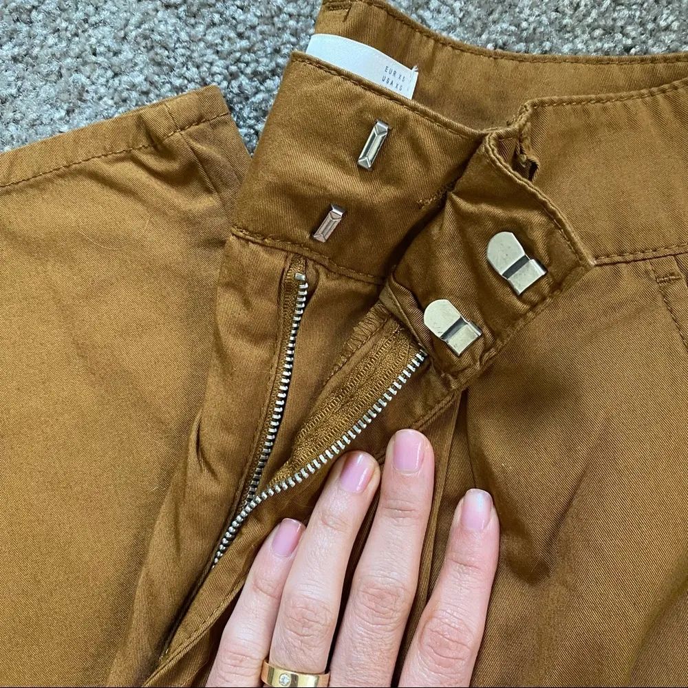Zara paper bag pants. - Image 2