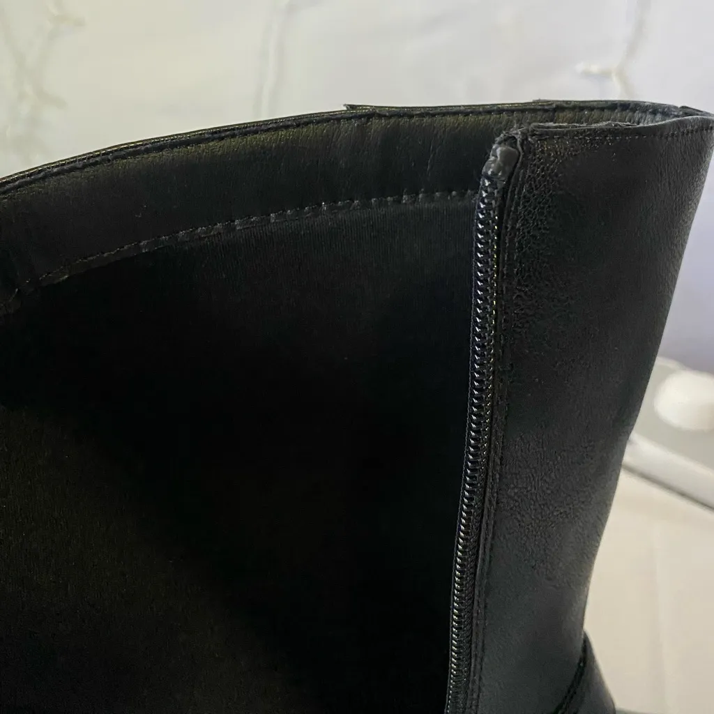 Black Women's Boots Size undefined - Image 5