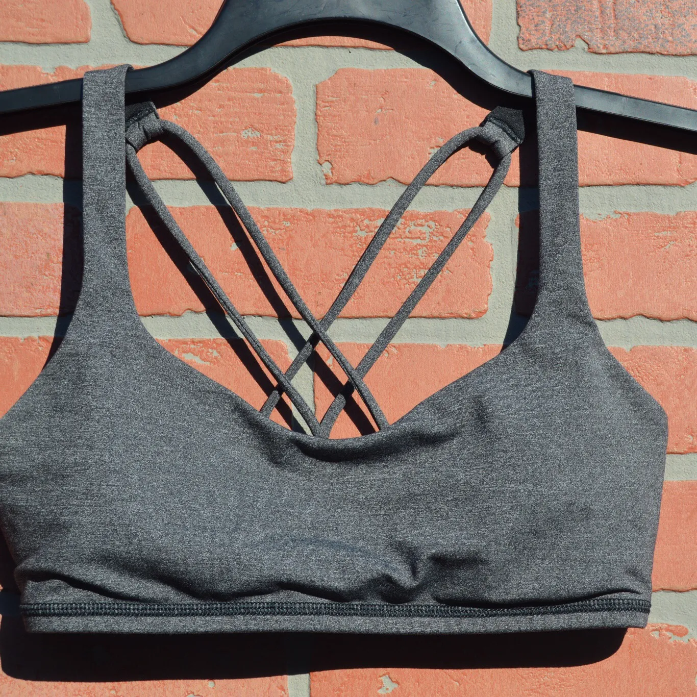 Lululemon Heathered Black Free To Be Bra Size 6 - Image 7