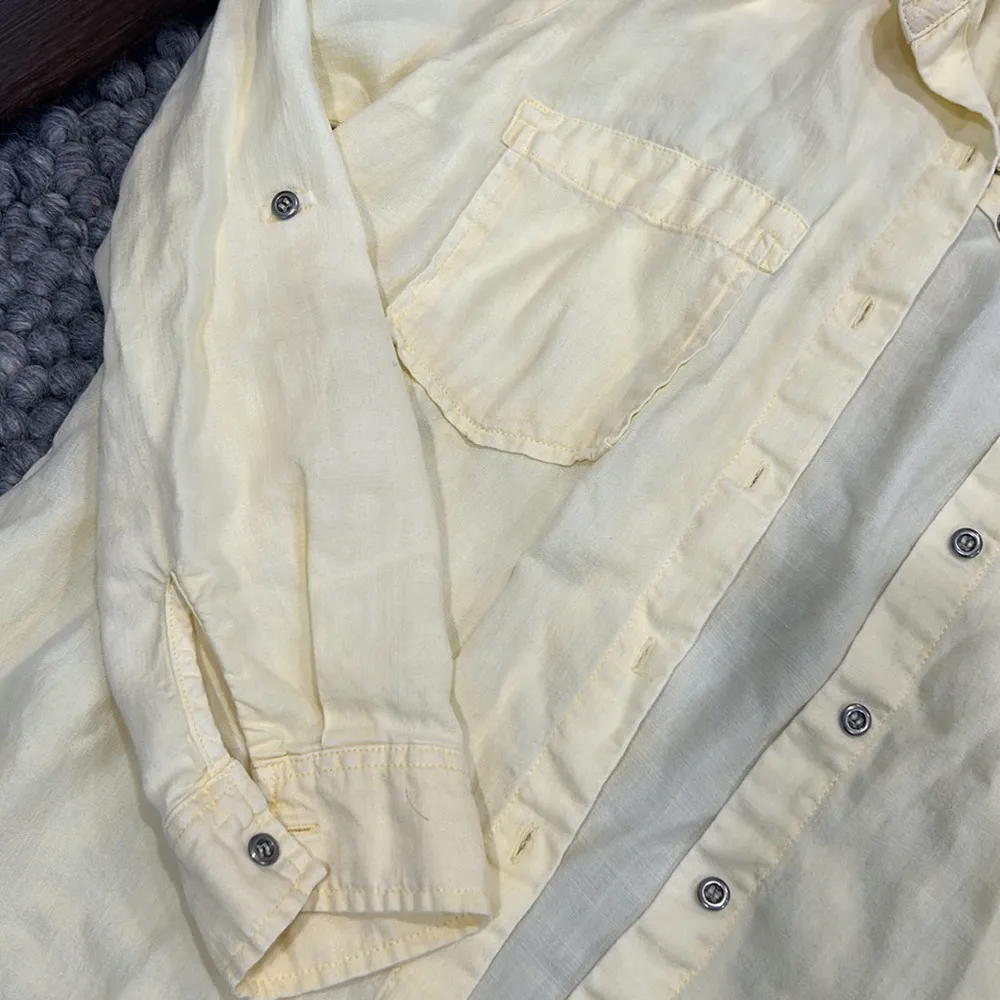 Billy T Yellow Lace Up Back Button Down Size M - Image 5