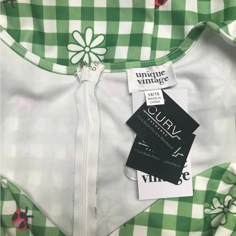 Unique Vintage Curve 1950s Green Red Ladybug Gingham Swing Dress - Size 1X/16 - Image 5