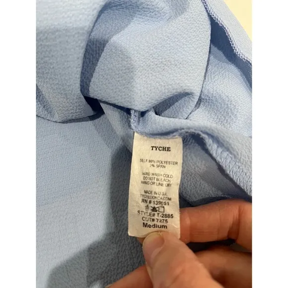 Tyche Sleeveless Layered‎ Tank Top Keyhole Back Detail Blue Medium - Image 4