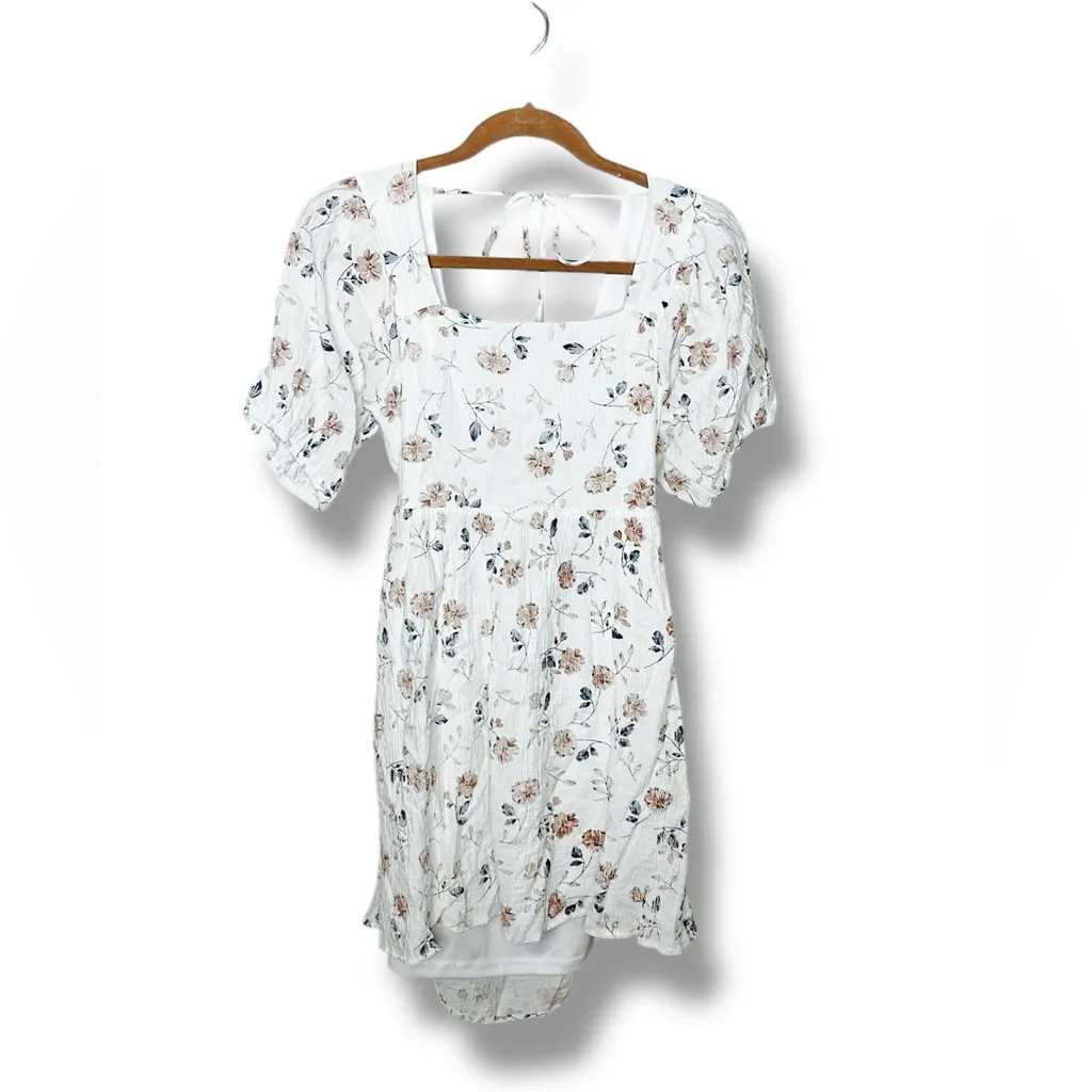 Boutique Floral dainty cut out and tie back dress M White Size M - Image 2