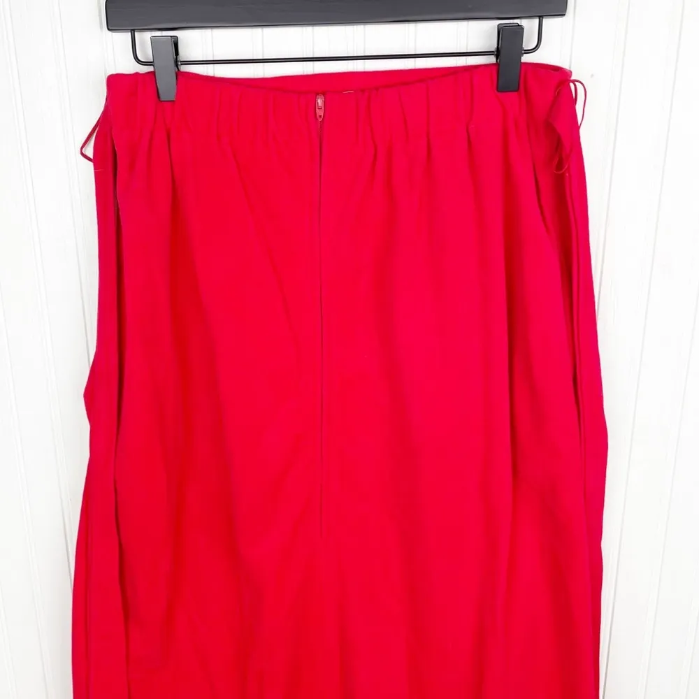 Vintage 1970s Velvety Soft Red Floral Embroidered Maxi Skirt by Evelyn Pearson Size M - Image 6