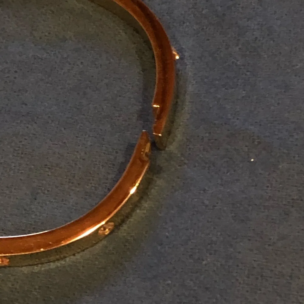 Gold Oval Diamonds Bangle Hinged Bracelet - Image 3