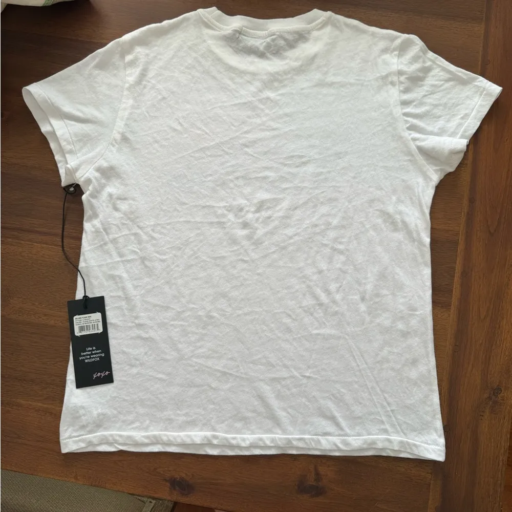 NWT Bikinis & Bellinis White Tee - Image 5