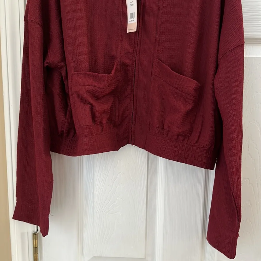 BCBGeneration stretchy cool jacket - Image 4