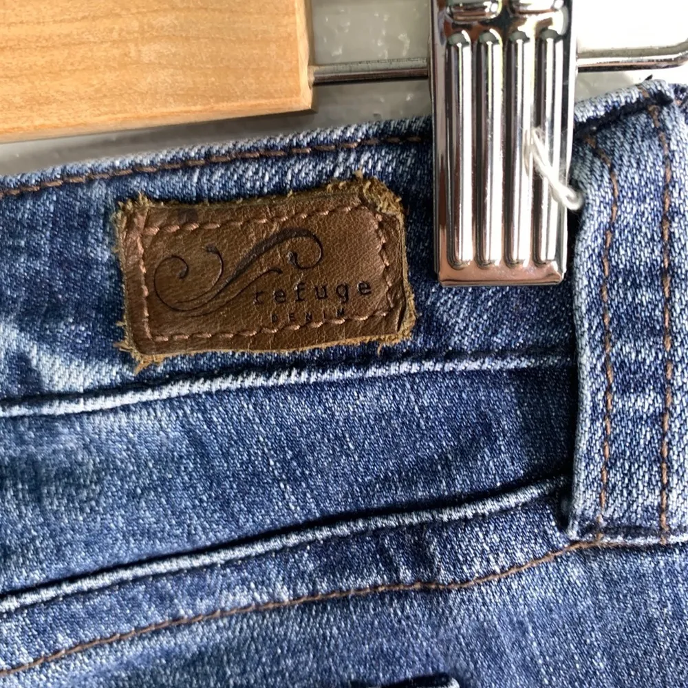 Refuge Dark Wash Skinny Jeans Size 3S - Image 5