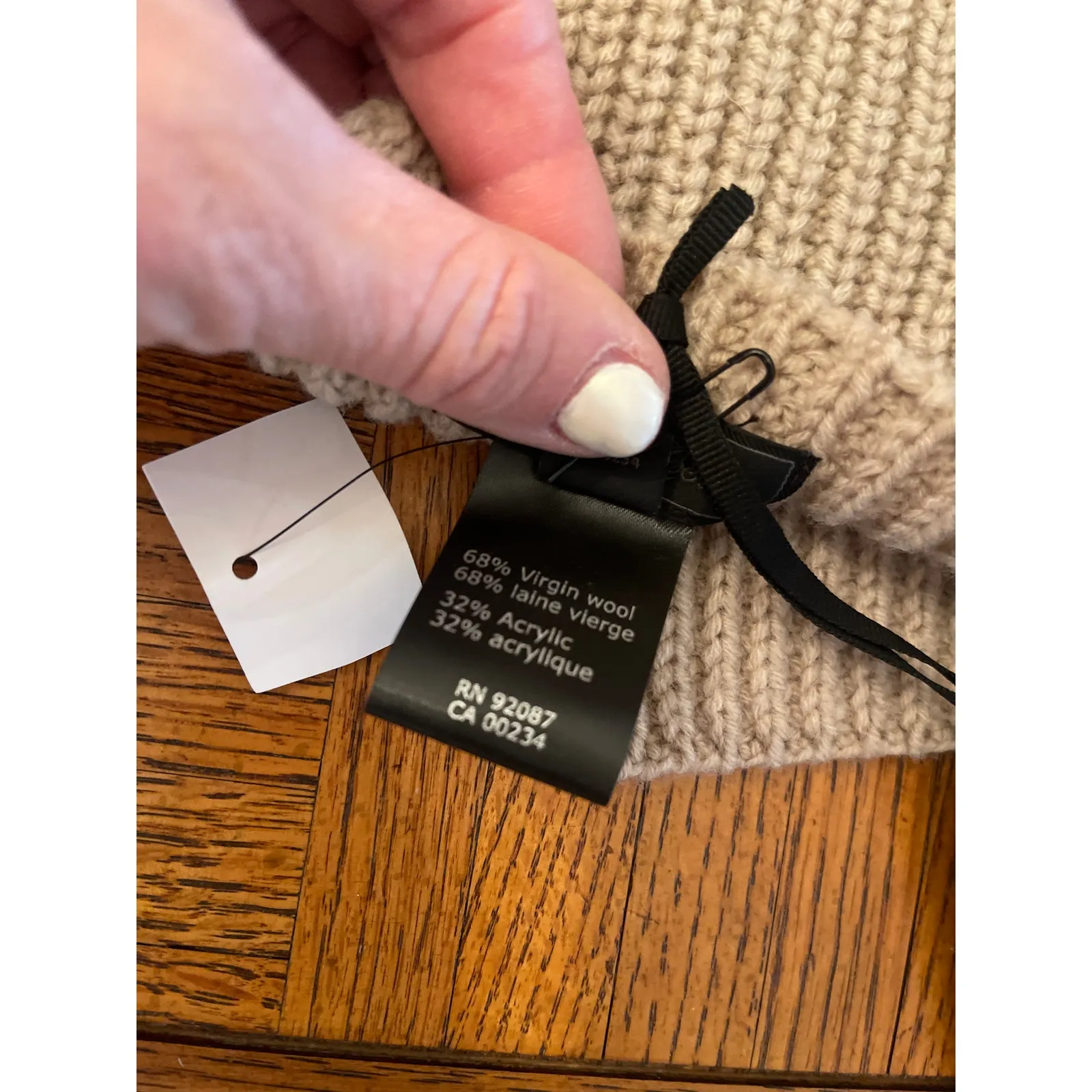 Saks Fifth Avenue collection ribbed knit wall blend scarf - Image 3