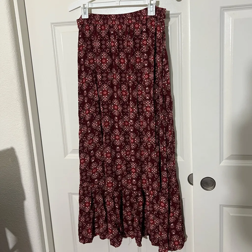 Long Boho Maxi Skirt With Front Slit And Buttons - Image 4