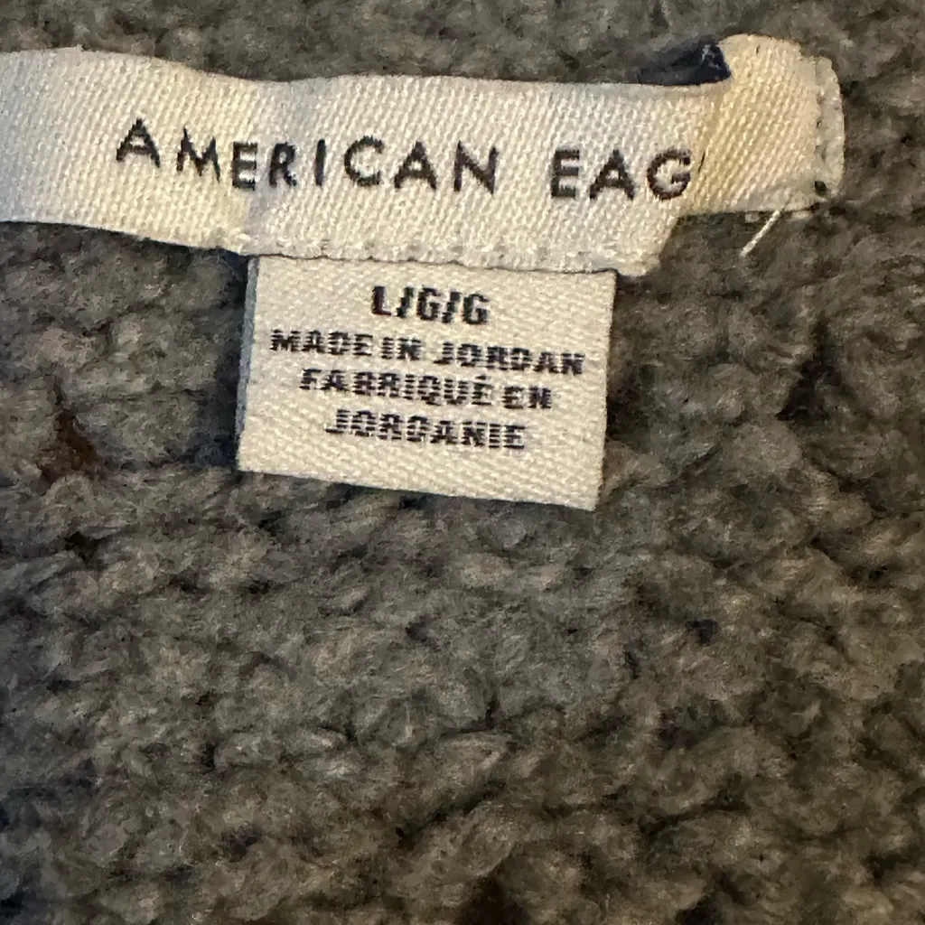 American Eagle Oversized Open Knit  Cropped Gray Sweater Large - Image 7