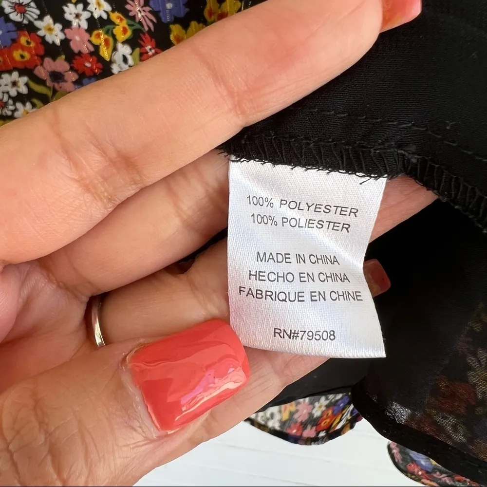 Floral retro flare sleeves top by Violet & Claire  Size Small - Image 7