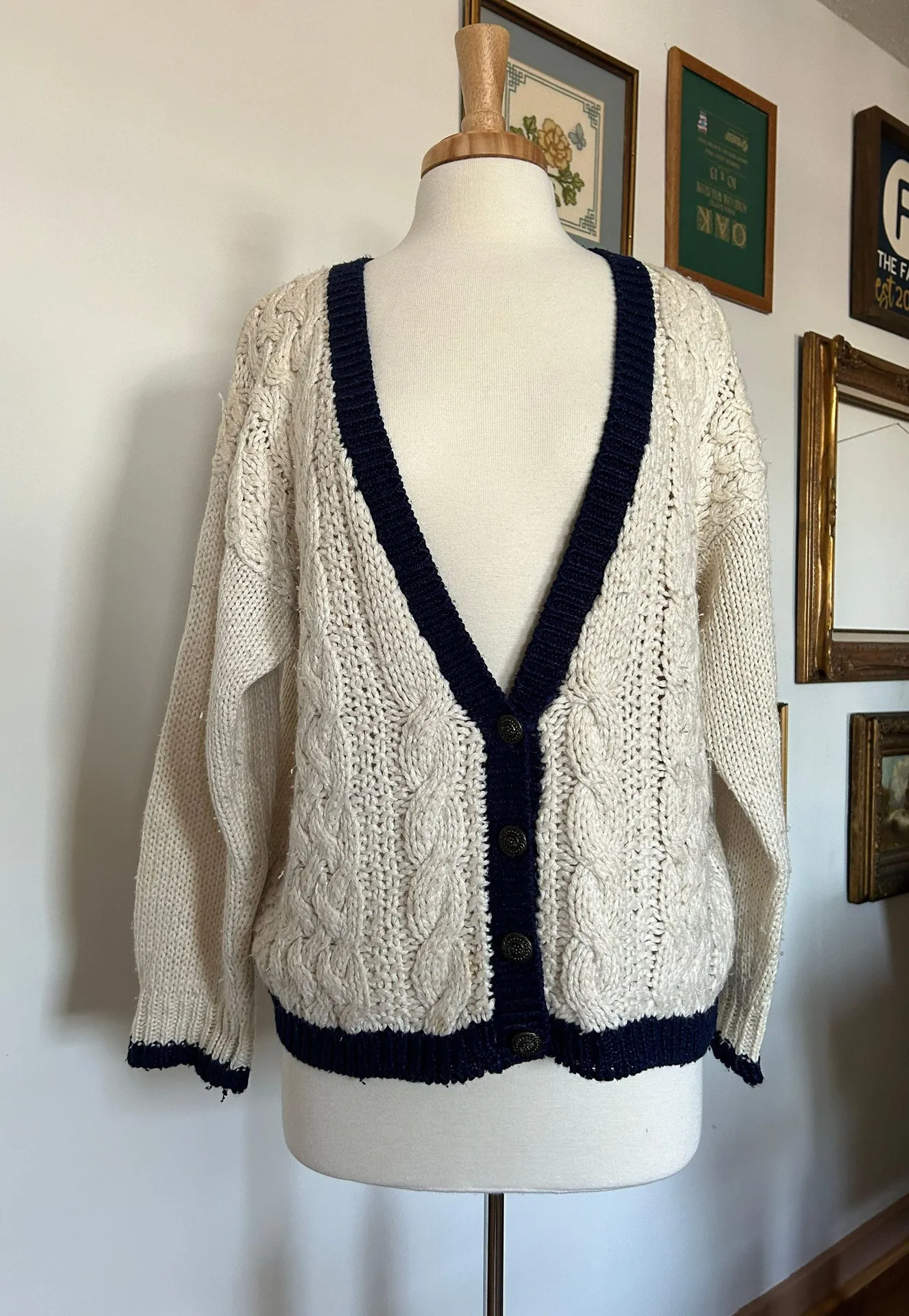 Vintage Contrast Cream And Navy Cardigan Sweater Blue Size M - Image 2