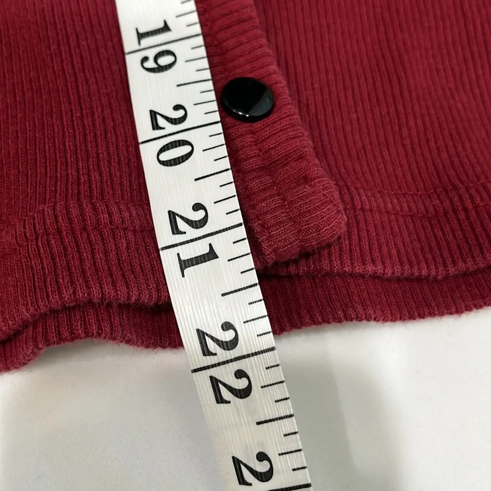 🎉Host Pick🎉 Harley Davidson burgundy snap front top. - Image 4