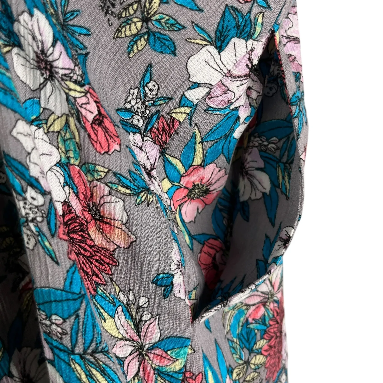 Torrid Gray Floral Crinkle Gauze Flouncy 5" Shorts 4X Pockets New - Image 6