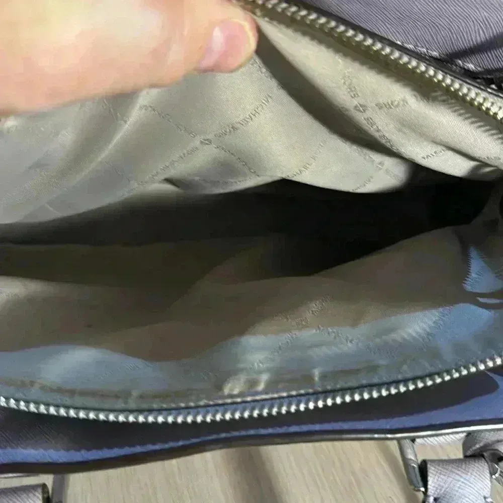 Michael Kors “Camille” Lavender Crossbody Purse - Image 9