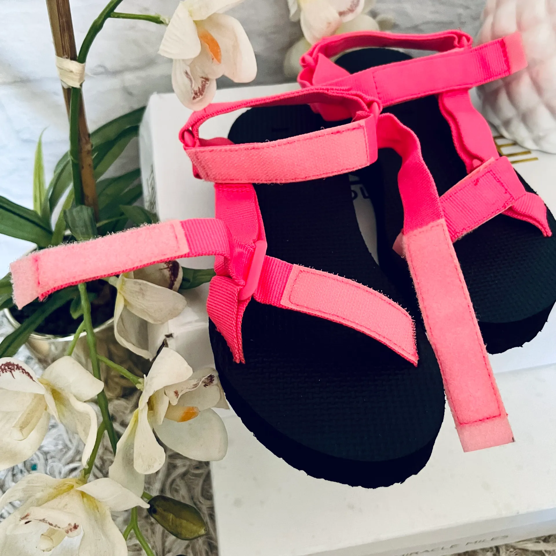 Boutique Neon Pink Dad Sandals - Image 9