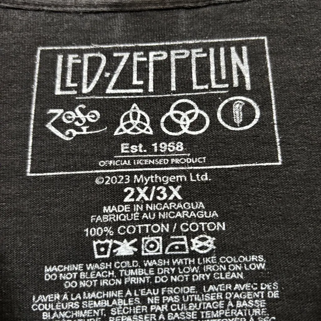 Led Zeppelin In Concert 1977 Rock Band Tee 2X/3X - Image 4