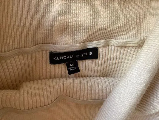 PacSun Cream Top - Image 4